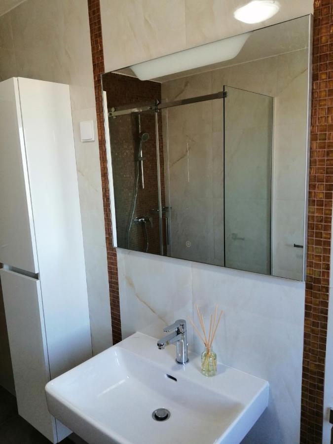 Apartment เปรมันตูรา ภายนอก รูปภาพ